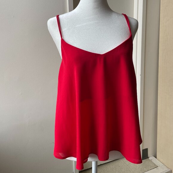 Delicate red camisole / Camisole rouge délicate - Picture 1 of 4